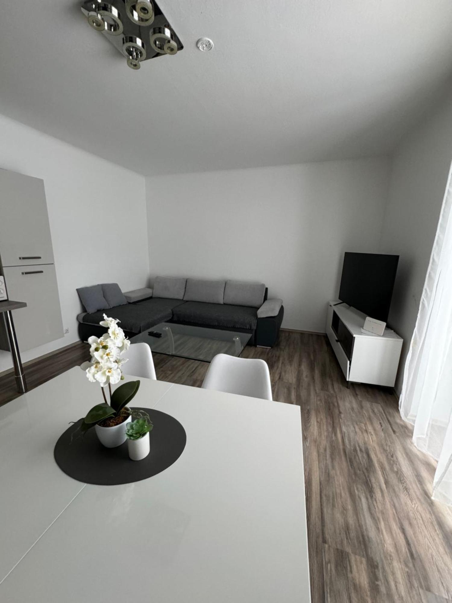 Apartment Vlora-Naturblick 菲拉赫 外观 照片